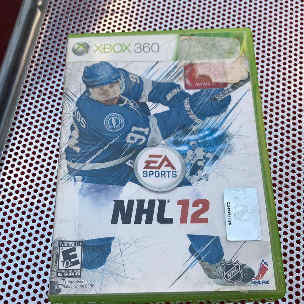Green Media Case for NHL 12 Xbox 360